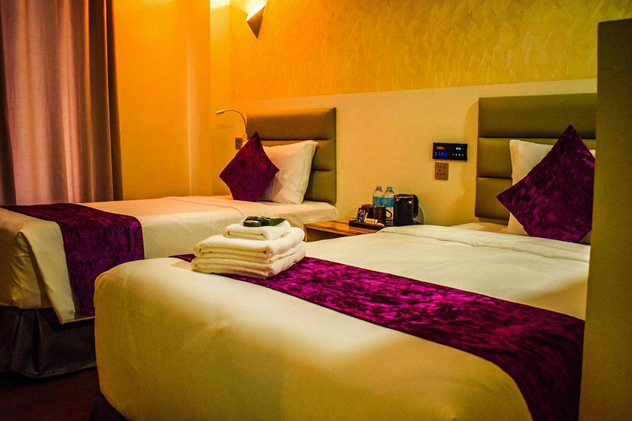 Sempre Premier Inn-MACTAN AIRPORT HOTEL Lapu-Lapu City Exterior foto