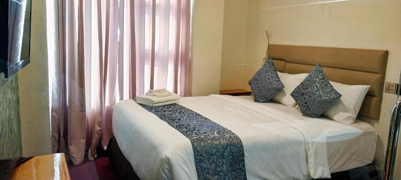 Sempre Premier Inn-MACTAN AIRPORT HOTEL Lapu-Lapu City Exterior foto